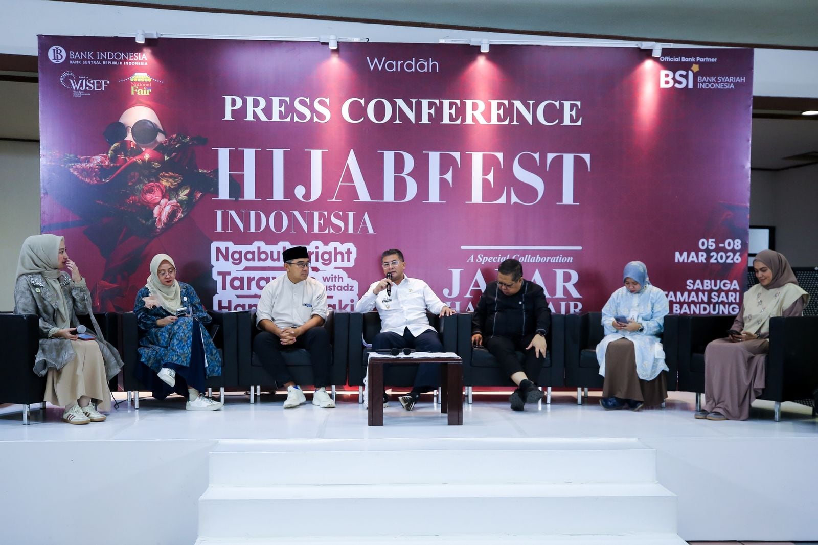 Speakers seated on stage beneath the Hijabfest Indonesia backdrop at the festival’s press conference in Gedung Sabuga, Bandung