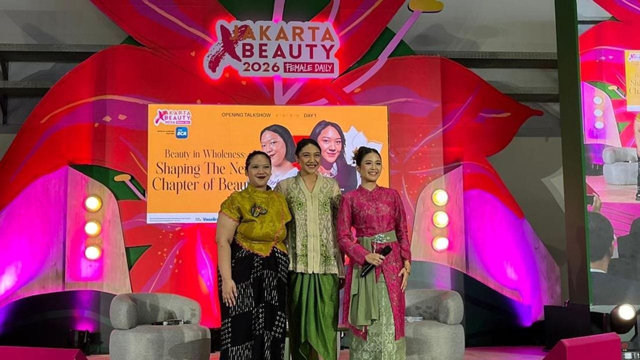 The day-one opening talk show on the Jakarta x Beauty 2026 main stage.